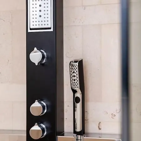 Terrazza Nostromo Francesco *